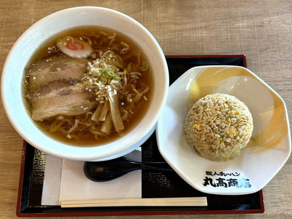Aセット（喜多方ラーメン＋半チャーハン） 1,210円