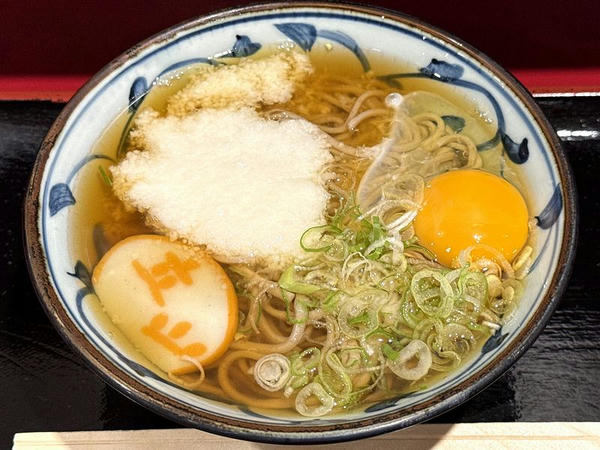 山かけ月見そば 510円