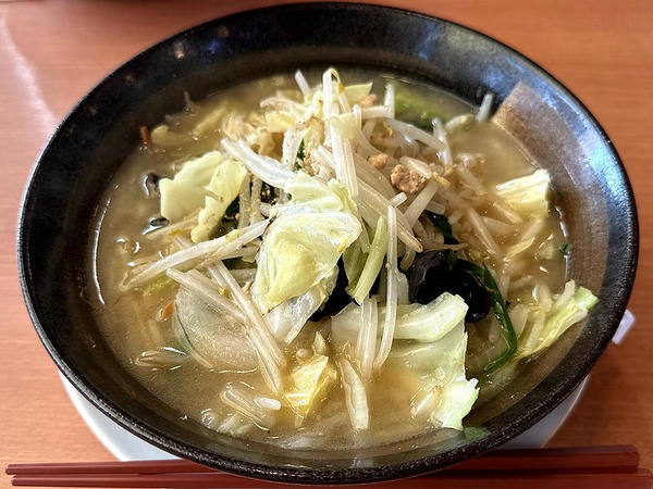 塩野菜たんめん 730円