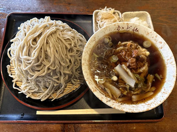 やし小海老のかき揚げそば（大盛＋100円） 1,250円