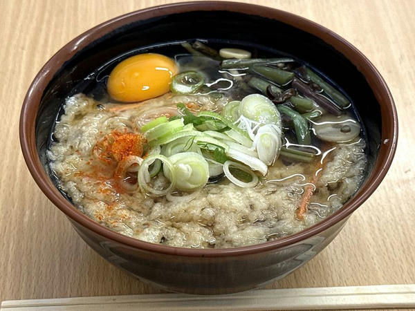 スペシャルそば 570円