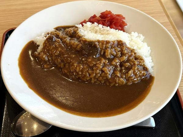 カレー 700円