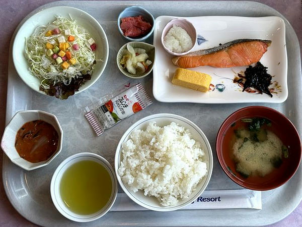 和風プレートセット 1,280円 ＋ ご飯大盛 100円 ＋ いか塩辛 250円
