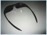 photolifestylesurfsunglassoakley2.jpg