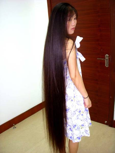 髪束　・１４５ｃｍ　４００ｇ　・カット黒髪