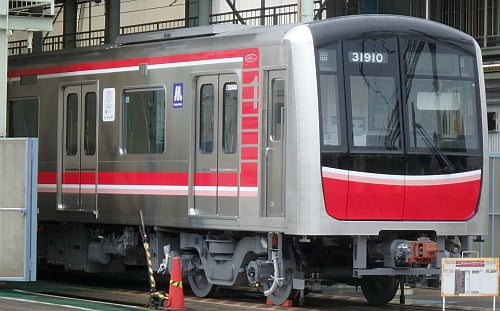 川重兵庫】「大阪市営地下鉄30000系&山陽電鉄6000系 留置中！(17
