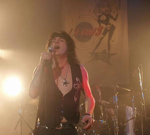jan10_laguns_phil_sing.jpg