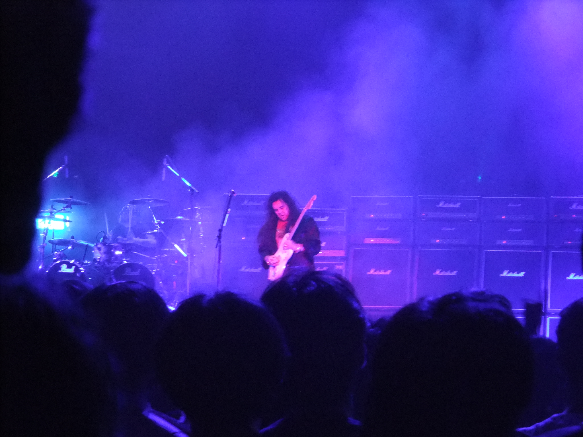 yngwie-fender-loudpark13