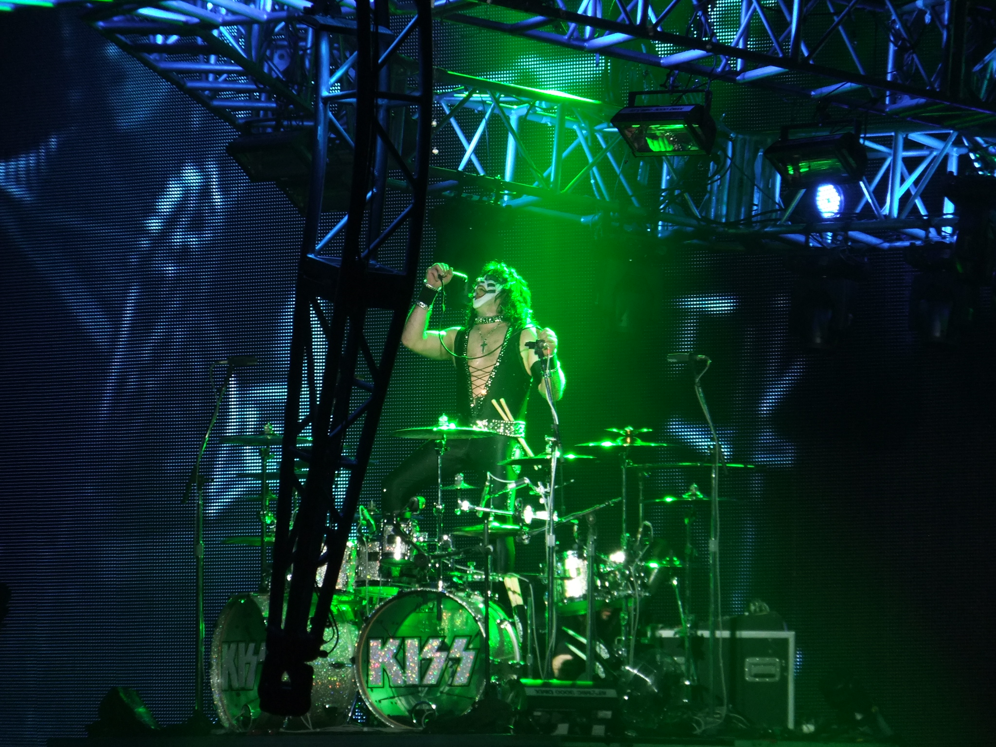 KISS-eric-24oct2013