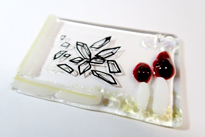 切り絵の破片