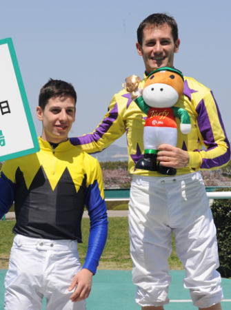 デムーロ兄弟 画像