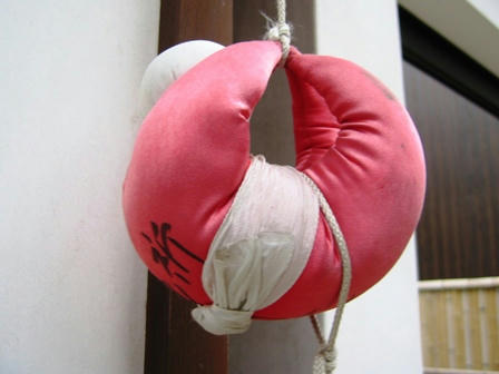 厄除けの身代わり猿