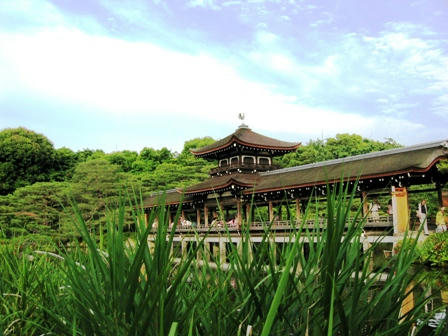 東神苑の泰平閣