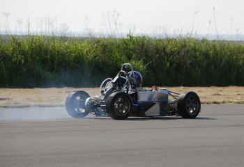 ブレーキロックが確認された。