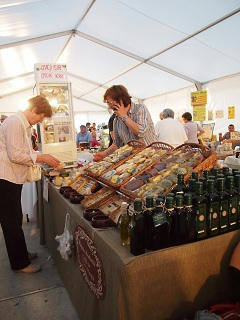 P6121310-2.jpg