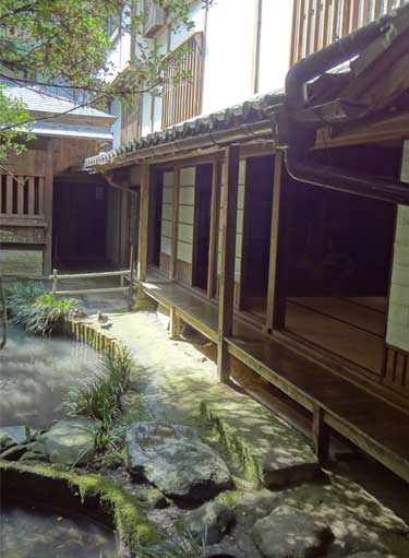 11b45759.jpg