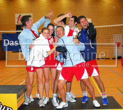 Verbotenen-Liebe-Beachvolleyball_959473-6288.jpg