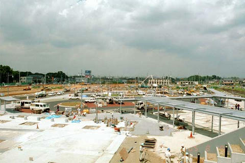 2005年8月の守谷駅西口