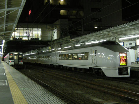 651系(2010年8月21日撮影)