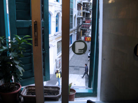 ed7229d2.jpg