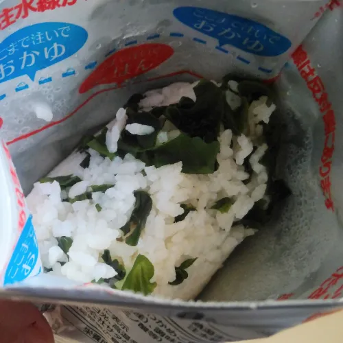 サタケ「マジックライス わかめご飯」