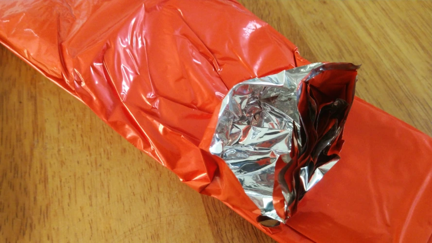 ダイソー防災エマージェンシーポンチョ