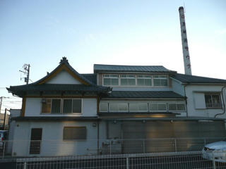 建物右側