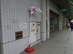 P20110516-window-2.JPG