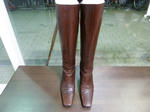 P20111007-shoe-shine.JPG
