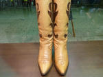 P20111106-shoe-shine.JPG