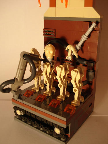バトルドロイド製造ラインに巻き込まれるC-3PO