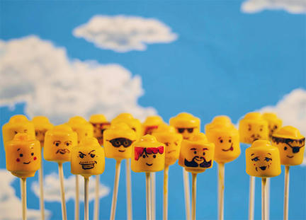 LEGOミニフィグ・ケーキ・ポップ