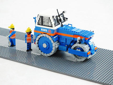LEGOのロードローラーだッ！