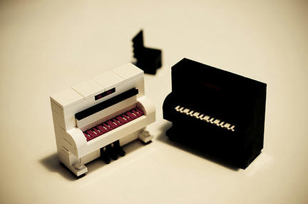 LEGOアップライトピアノ2ヶ