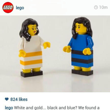 今話題のドレスをLEGOで