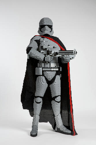 原寸大LEGOキャプテン・ ファズマ
