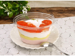 イオン セレクトスイーツ 5層仕立ての苺のパフェ