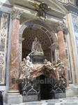 サン・ピエトロ大聖堂（St. Peter's Basilica）のアレクサンデル7世墓碑（Monument to Alexander VII）