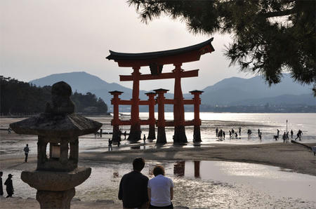 厳島神社の鳥居