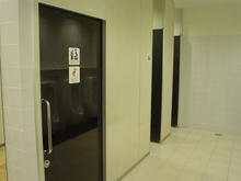 三井アウトレットパーク入間　センターサウスストリート2階トイレ