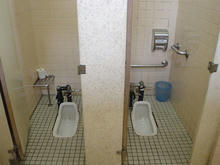 西武球場前駅　外トイレ