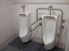 昭和公園　市営昭島球場ライトウイングトイレ