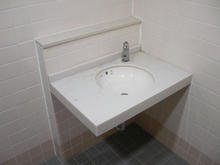 昭和公園　市営昭島球場ライトウイングトイレ