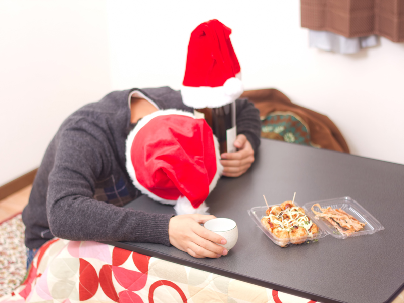 クリスマス 一人 酔いつぶれる