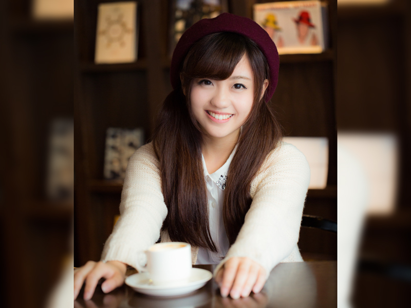 デートする女性