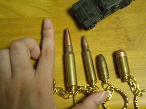 実弾キーホルダー