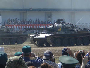 ななよんななよん！