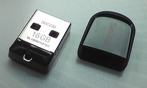 USBメモリー16GB
