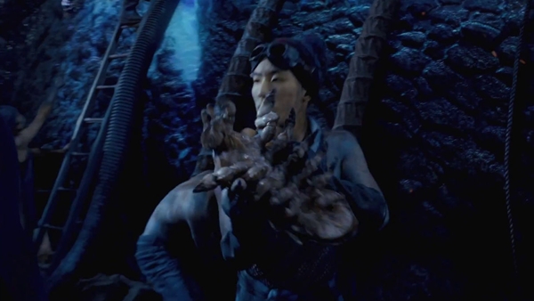 パシフィック・リム(Pacific Rim)オオグソクムシみたいな寄生虫