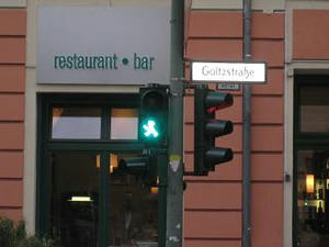 e02299e4.jpg